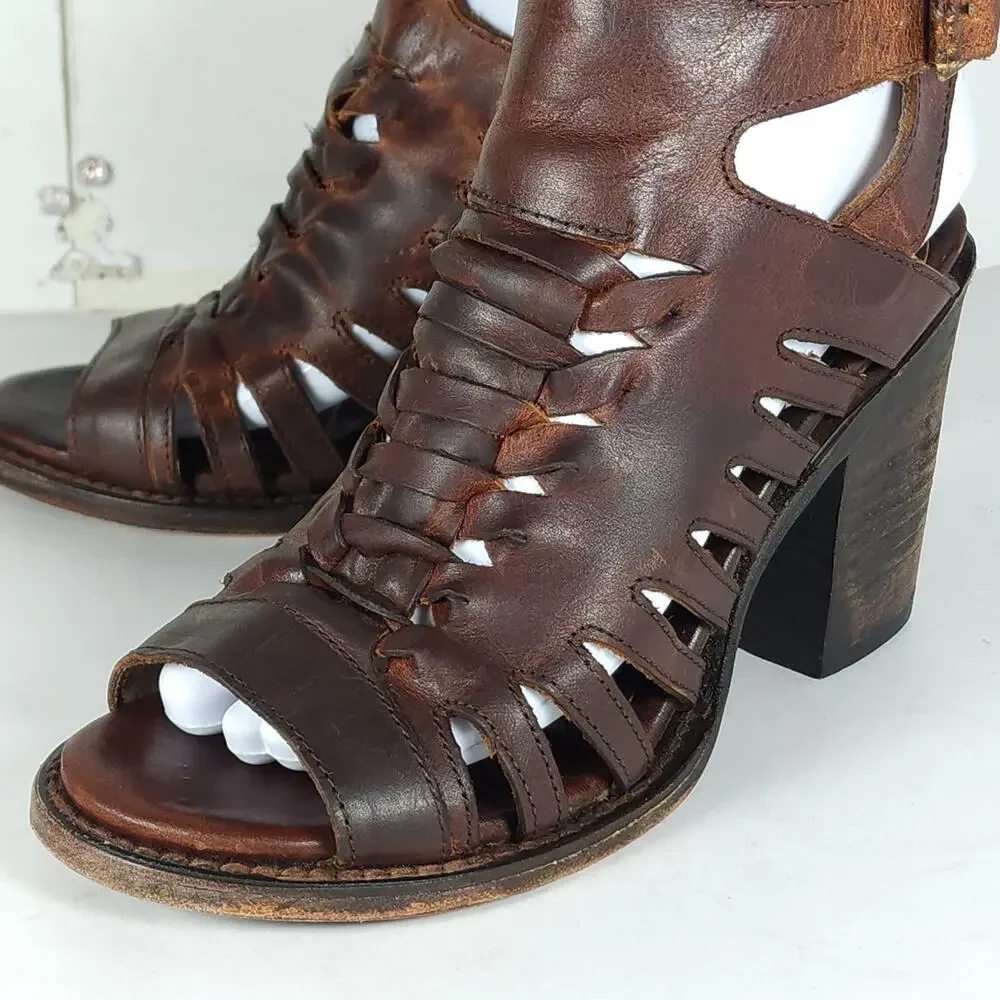 FREEBIRD BY STEVEN Women's Bongo US8 Cognac Distressed Leather Gladiator Sandal
